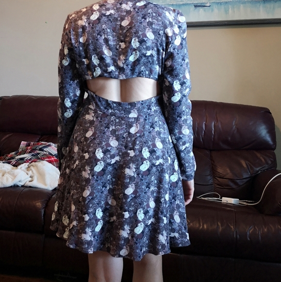 Sunday Best dress from Aritzia - Picture 6 of 8